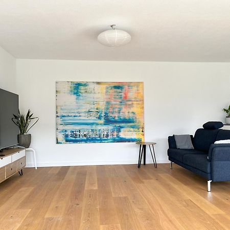 Gartenwohnung Im Modernen Stil Unterkulm Exterior foto